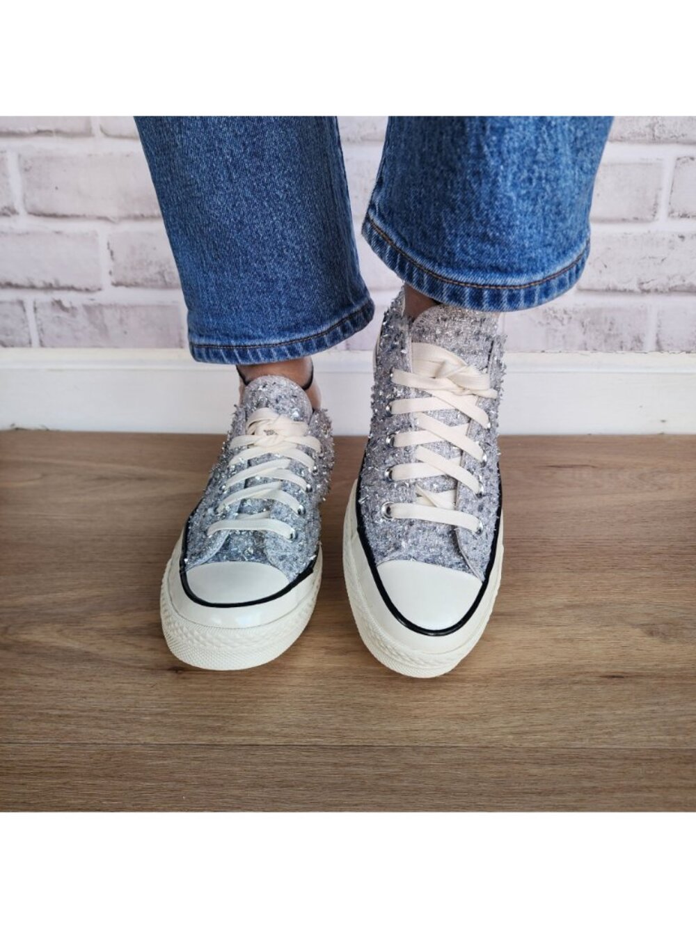 ⭐Converse Chuck 70 Metallic Tweed Low Sz 7.5 Womens Shoes Sneaker Silver A14443C - Picture 4 of 12